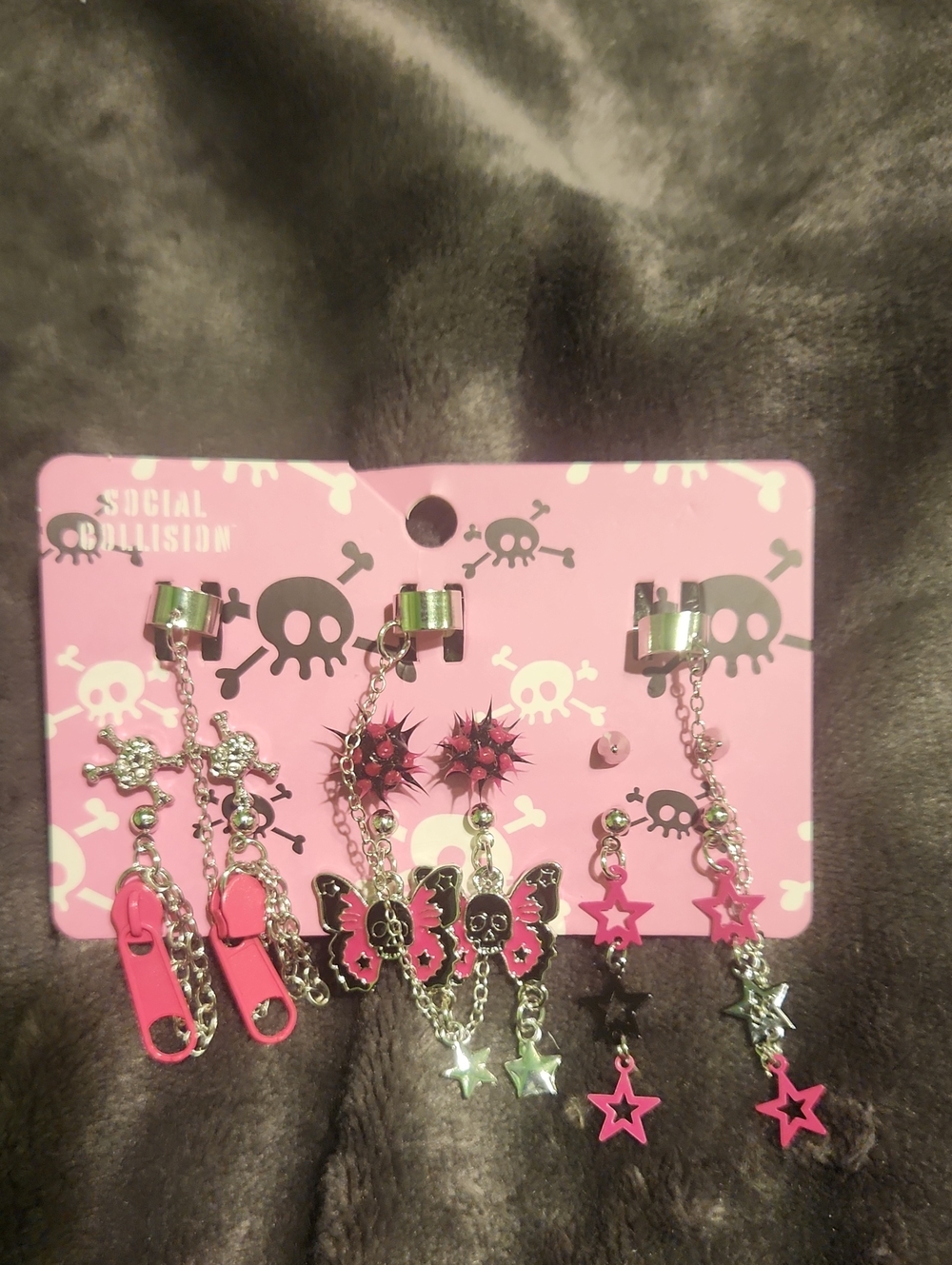 Hot Topic Y2k Earrings Skulls